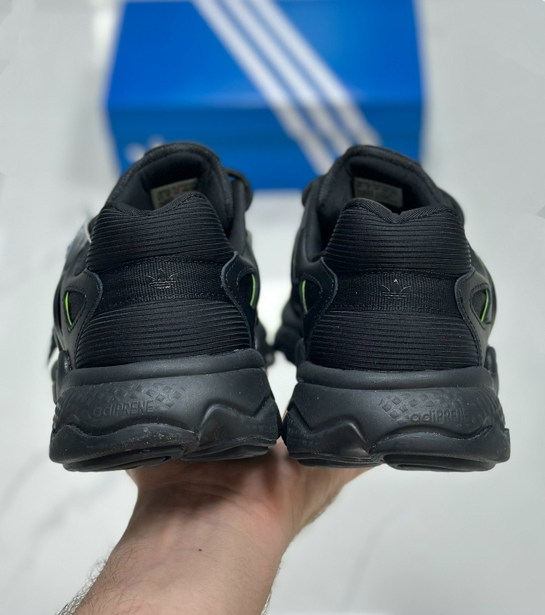 кроссовки adidas,кроссовки мужские adidas,кроссовки adidas oztral,кроссовки adidas черный,кроссовки adidas originals oztral