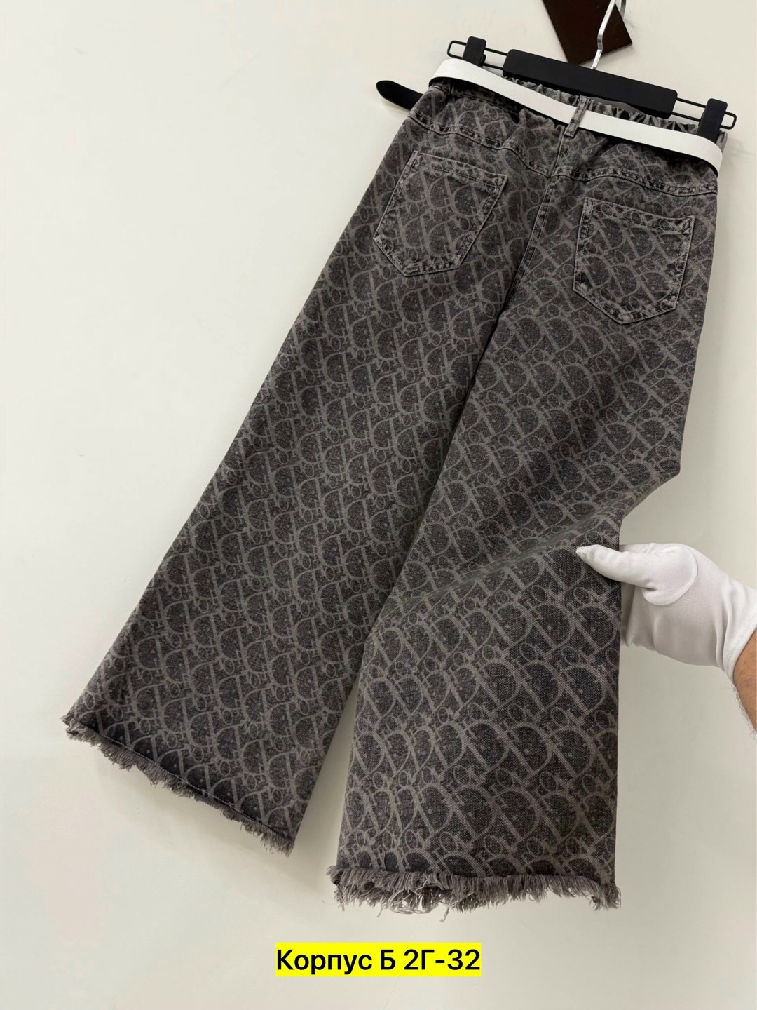 брюки джинсы,женские джинсы,джинсы женские широкие,штаны джинсы,стильные джинсы