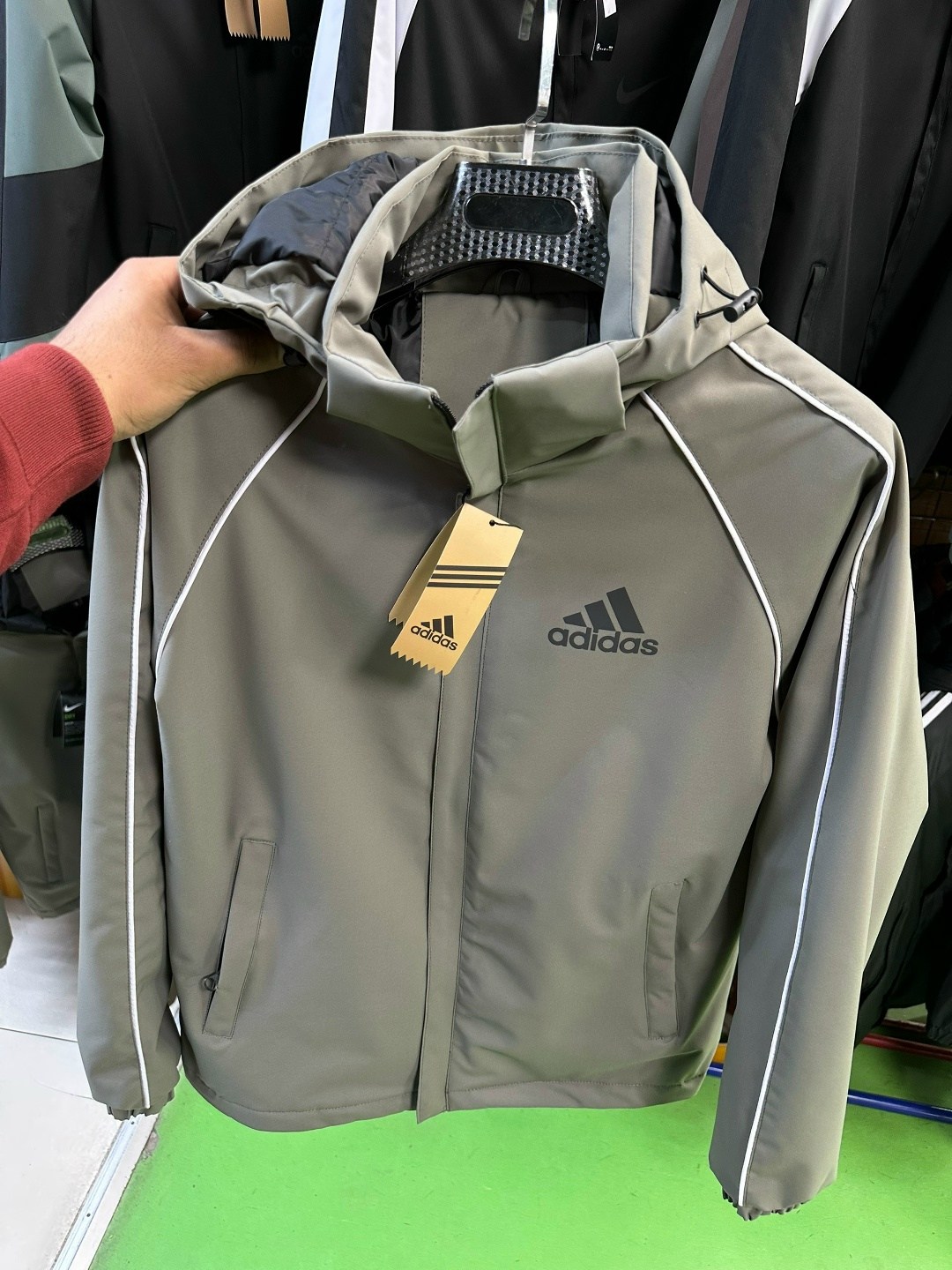 мужская ветровка adidas,ветровка adidas,куртка ветрозащитная adidas tiro 21 all weather,ветровка adidas adidas,куртка мужская adidas