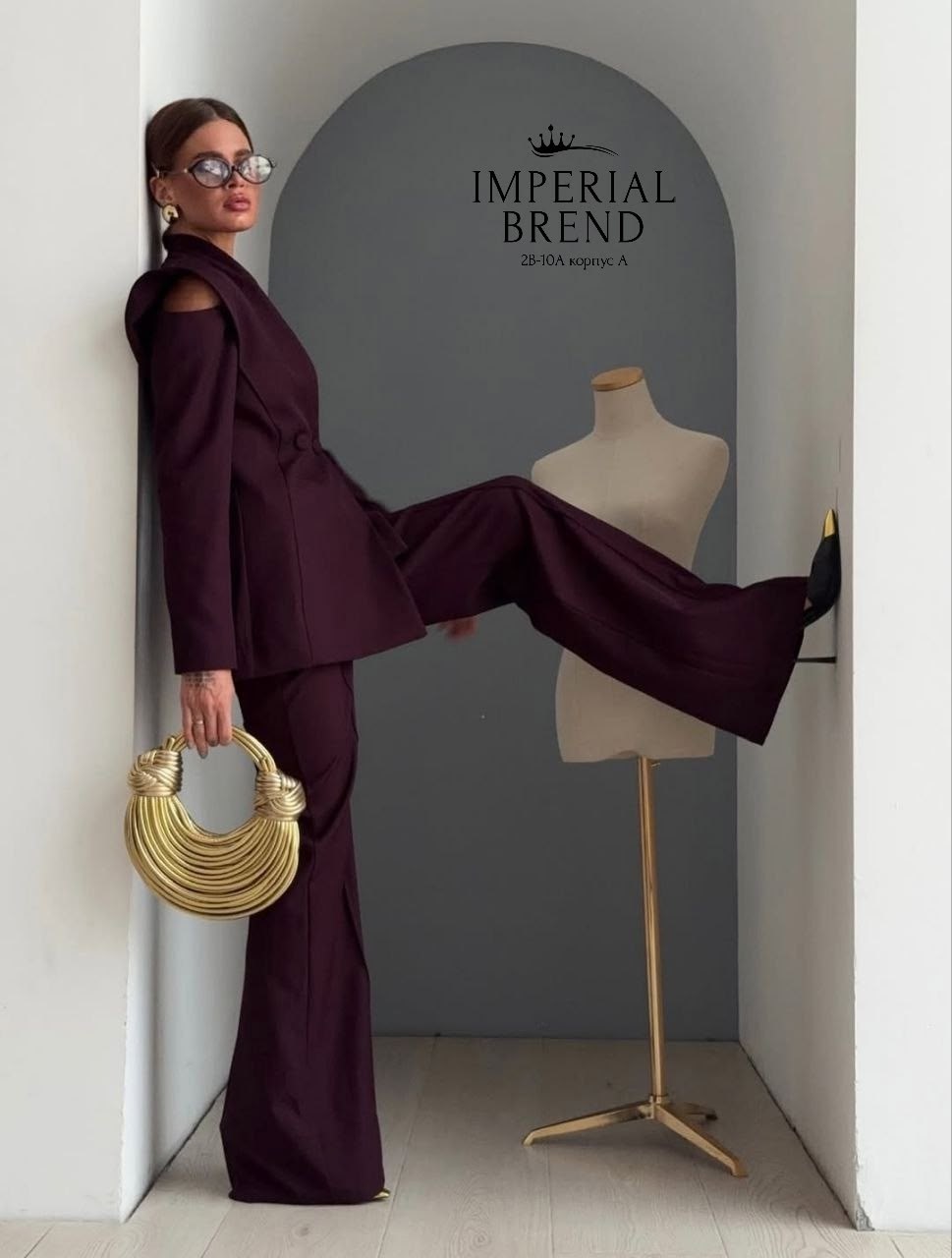 костюм брючный белый,костюм брючный,женский брючный костюм,деловой костюм женский брючный mizomela,женский костюм