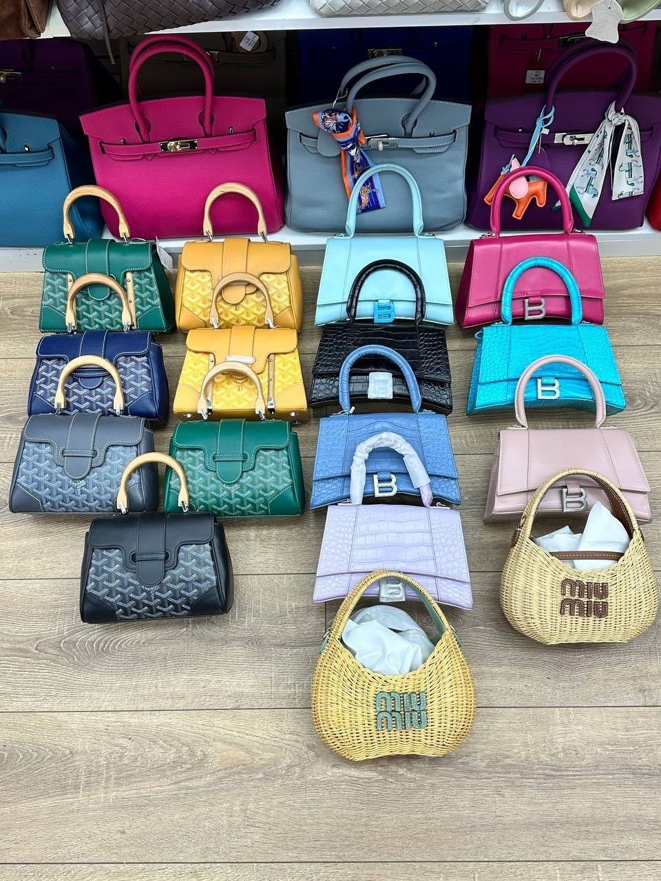 сумка,сумка женская prada,сумка prada,сумка с замком,аксессуары для женщин