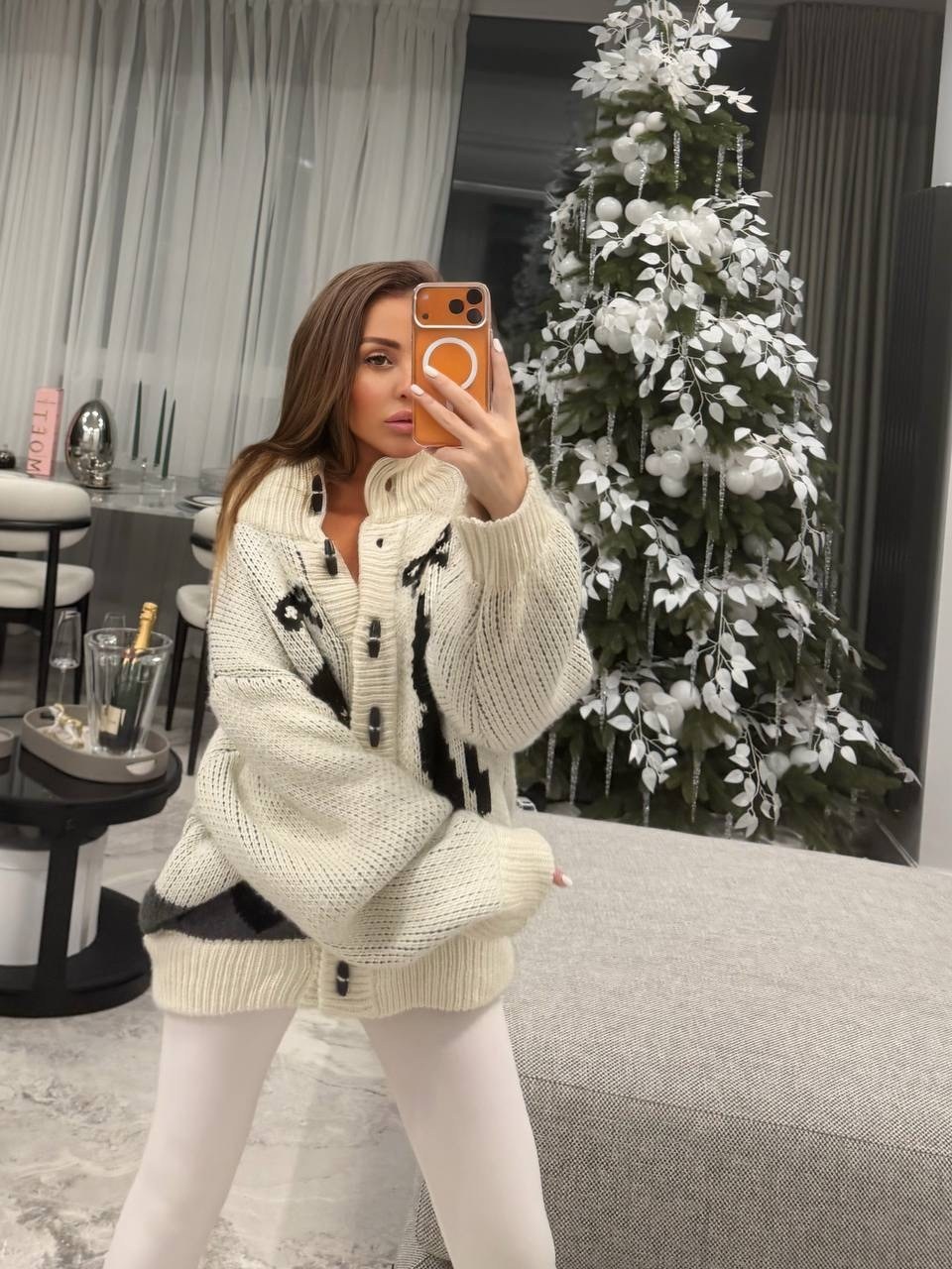 стильные кардиганы,вязаные кардиганы,зимние образы,зимний стиль,кардиган с принтом