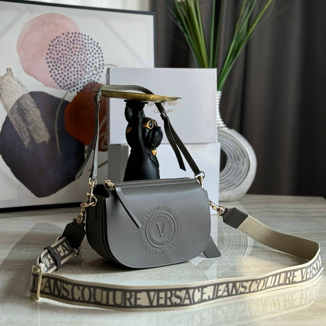 versace сумка,сумка женская versace,сумки версаче,кожаная сумка versace,пыльники от сумки версаче