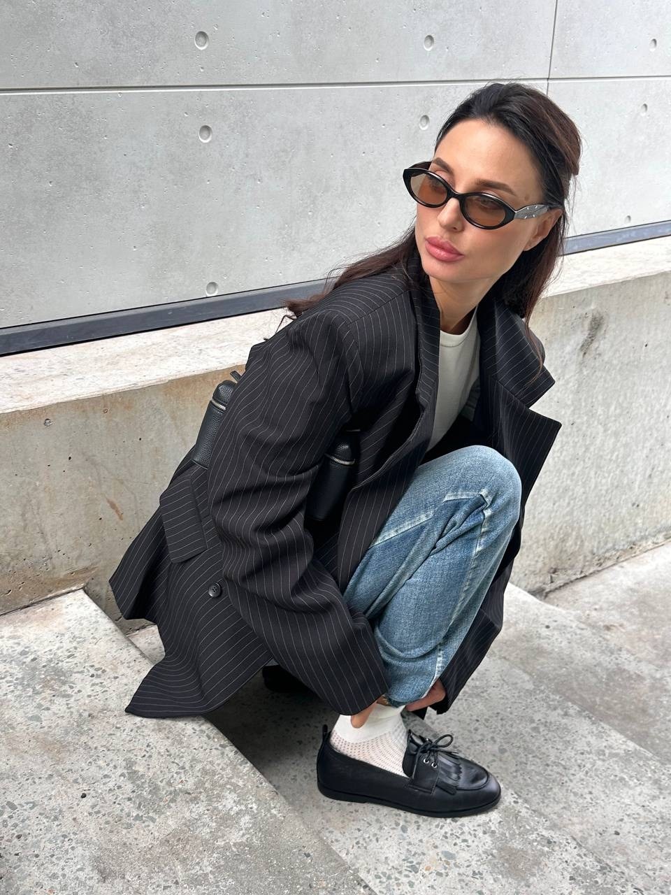 жакет удлинённый оверсайз серый в полоску,пиджак в полоску женский,пиджак,пиджак серый,женский костюм