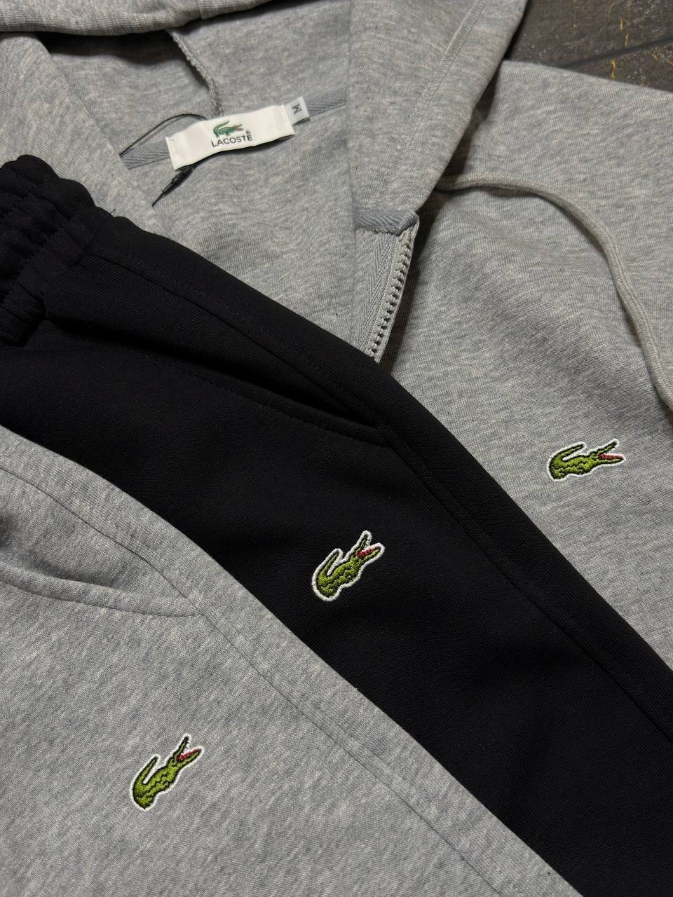 спортивный костюм lacoste,костюм лакосте темно сини,спортивный костюм lacoste мужской,костюм лакост мужской,мужские спортивные костюмы