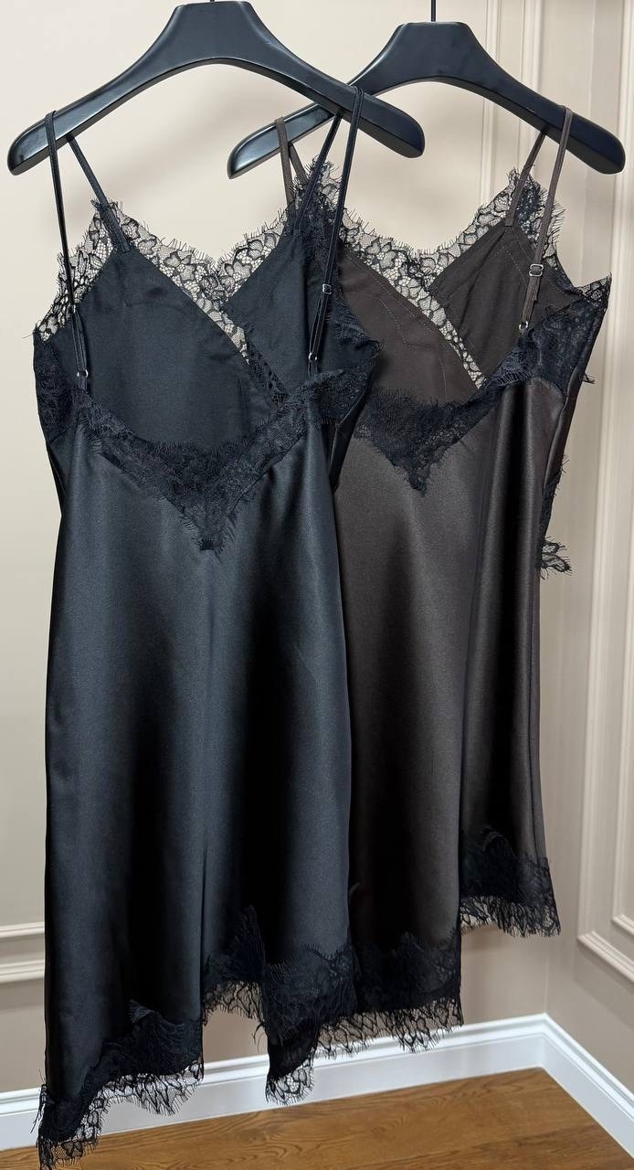 ночная сорочка sainted sisters с кружевом,топ шелковый с кружевом,бельевой стиль кружево,шелковый топ в бельевом стиле,сорочка ночная