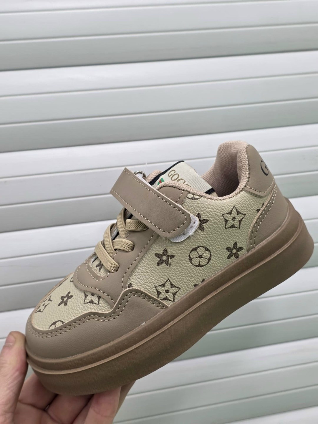 ,кеды michael kors premium shoes цвет черный,michael kors кеды,кроссовки женскиe,кеды мк женские