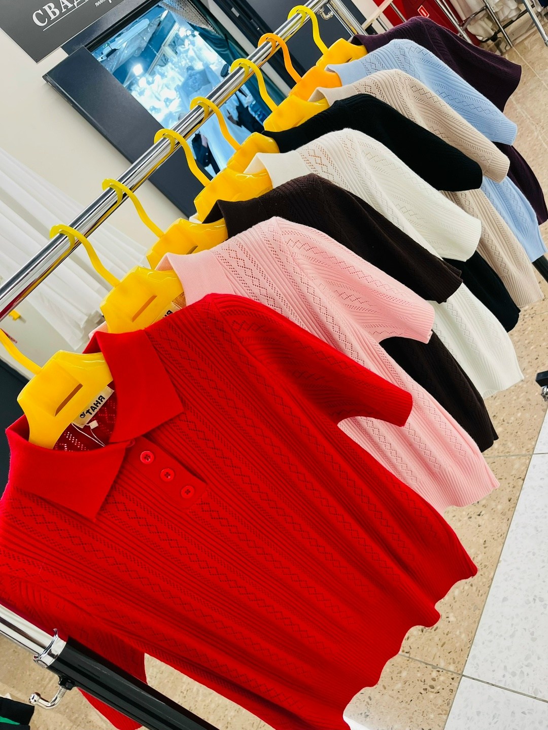 поло miu miu,поло с,красное поло,свитер поло,джемпер