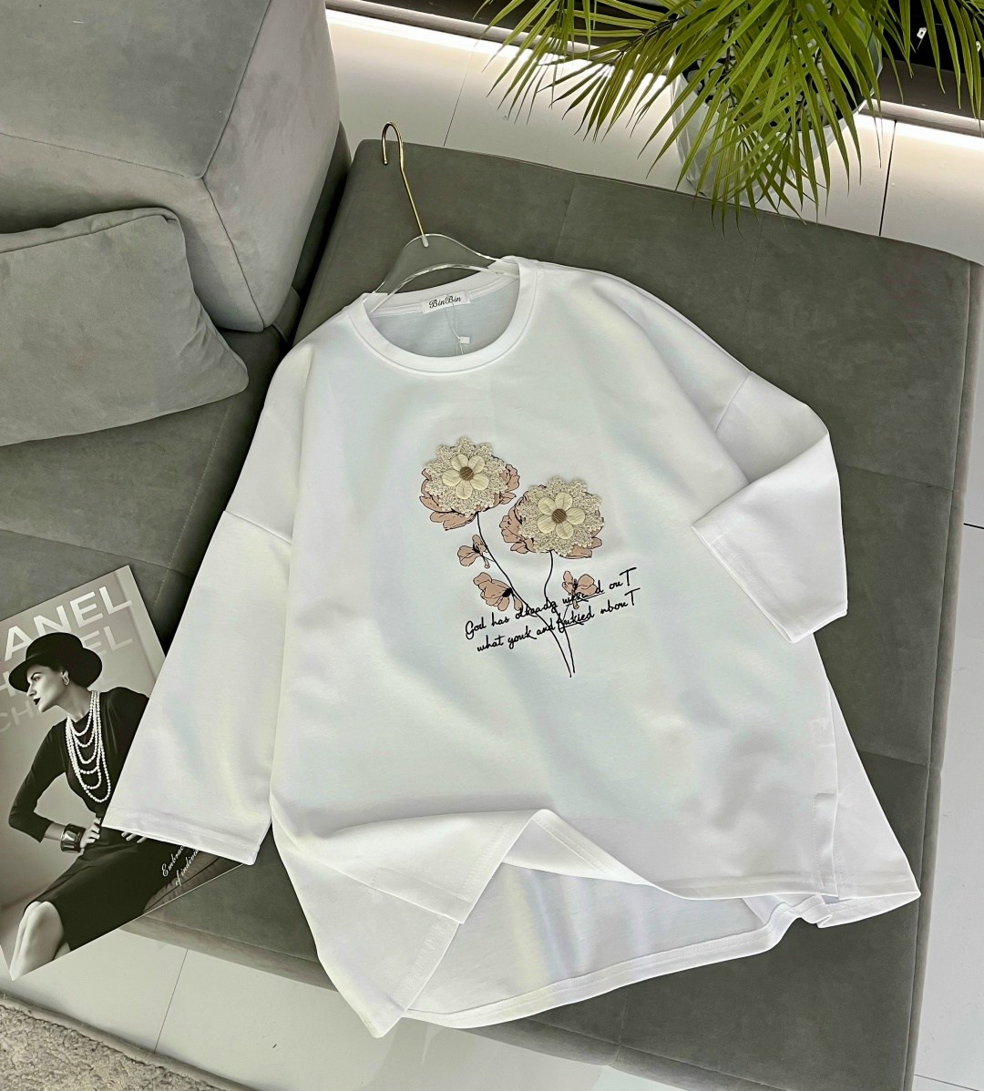 свитшот женская,кофта женская,стильный свитшот,свитшот с принтом,белая кофта