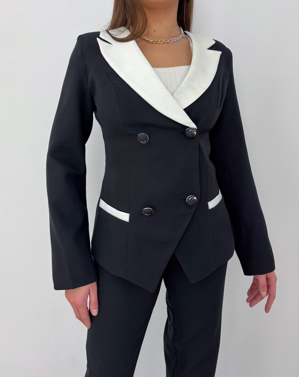 брючный костюм,женский брючный костюм,костюм с брюками,брючный костюм черный,черный женский костюм