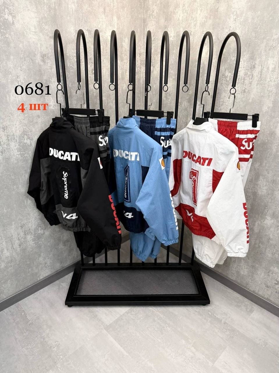 куртка supreme x ducati track jacket черный,суприм куртка,спортивная куртка supreme x ducati черная,ветровка supreme,ветровка supreme черный