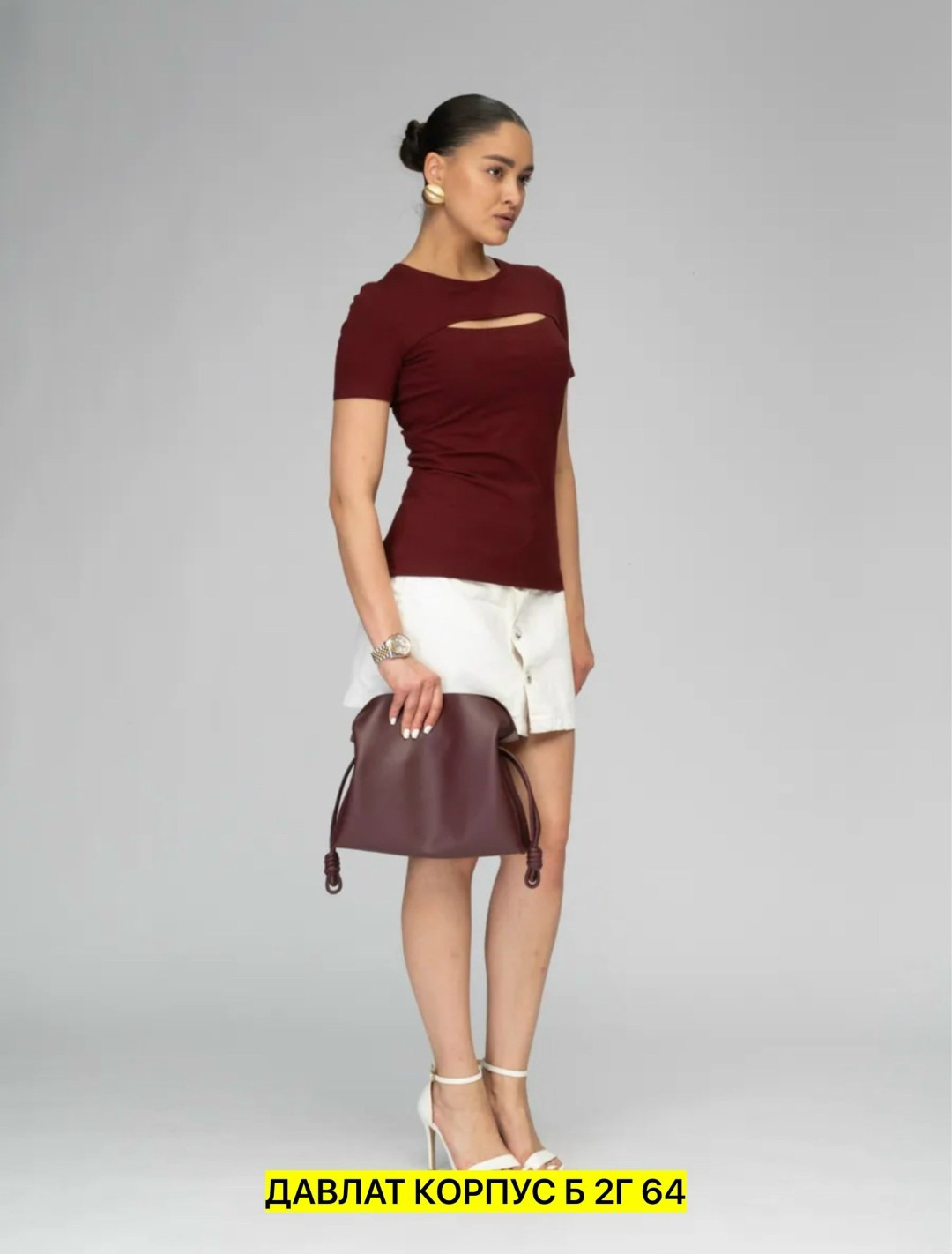 футболки женская,футболка женская бордовая,женская майка,бордовый,футболка с вырезом