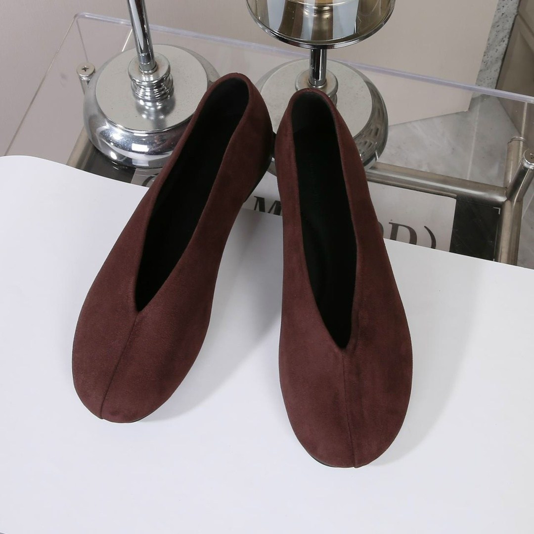 женские туфли на плоской подошве,туфли на плоской подошве,, на плоской подошве,женские туфли лодочки