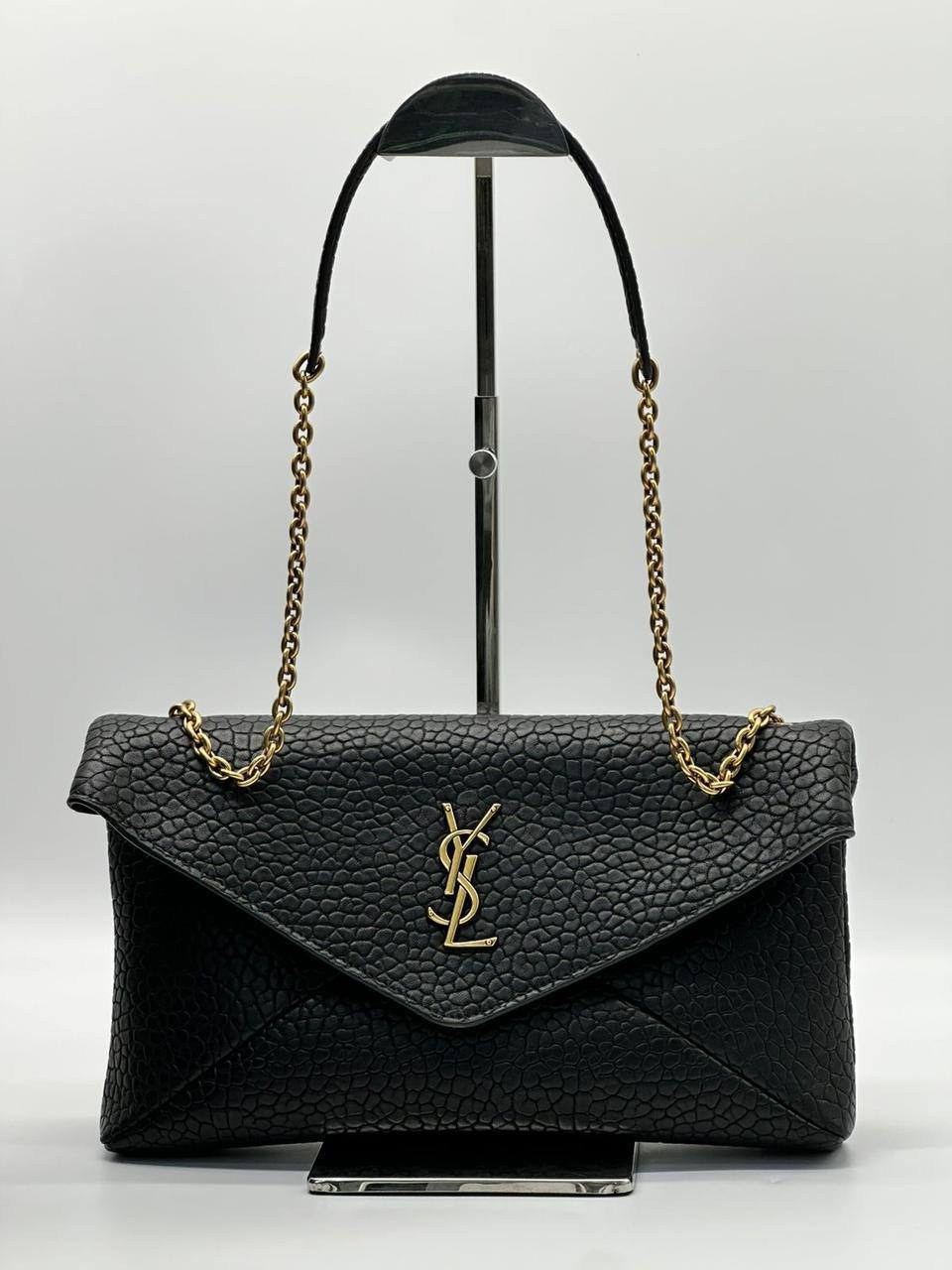 клатч saint laurent,cумка saint laurent,большой кожаный клатч ysl envelope pouch saint laurent цвет black,saint laurent,saint laurent клатч cassandre