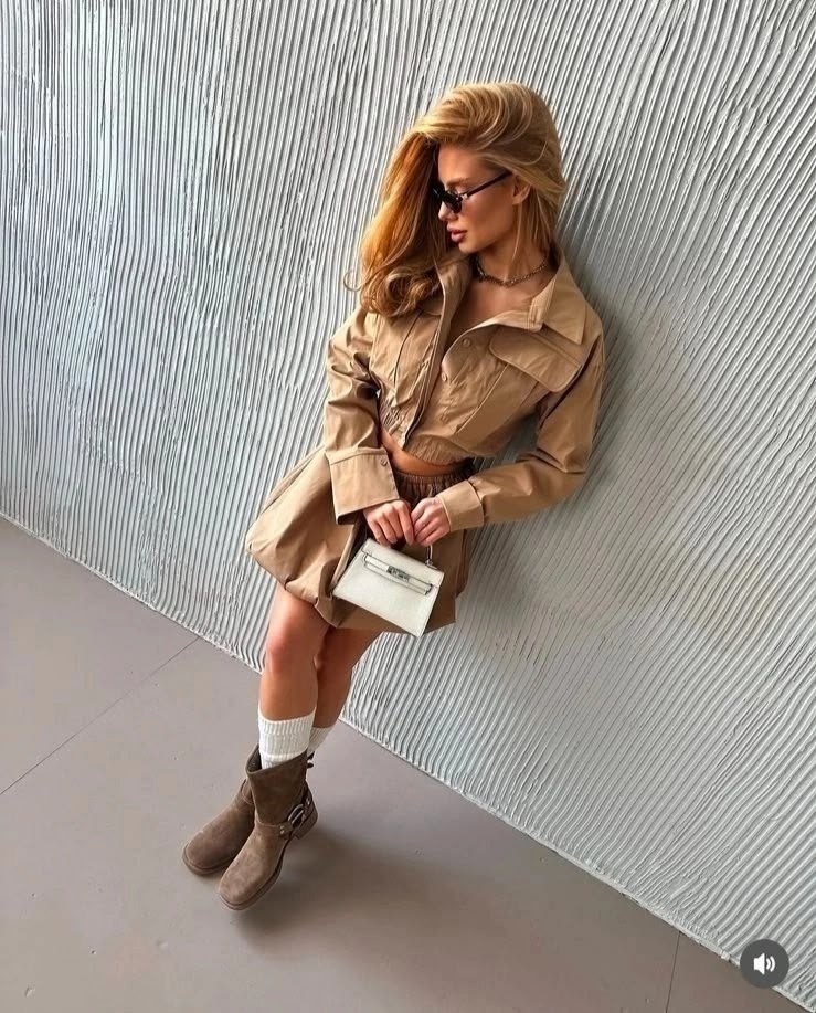 модные образы,трендовые стильные женские костюмы,стильные наряды,платье модное