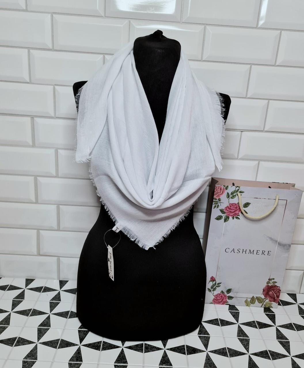 платок женский однотонный,стильные платки,платки женские,шарф платок,платки шейный платок