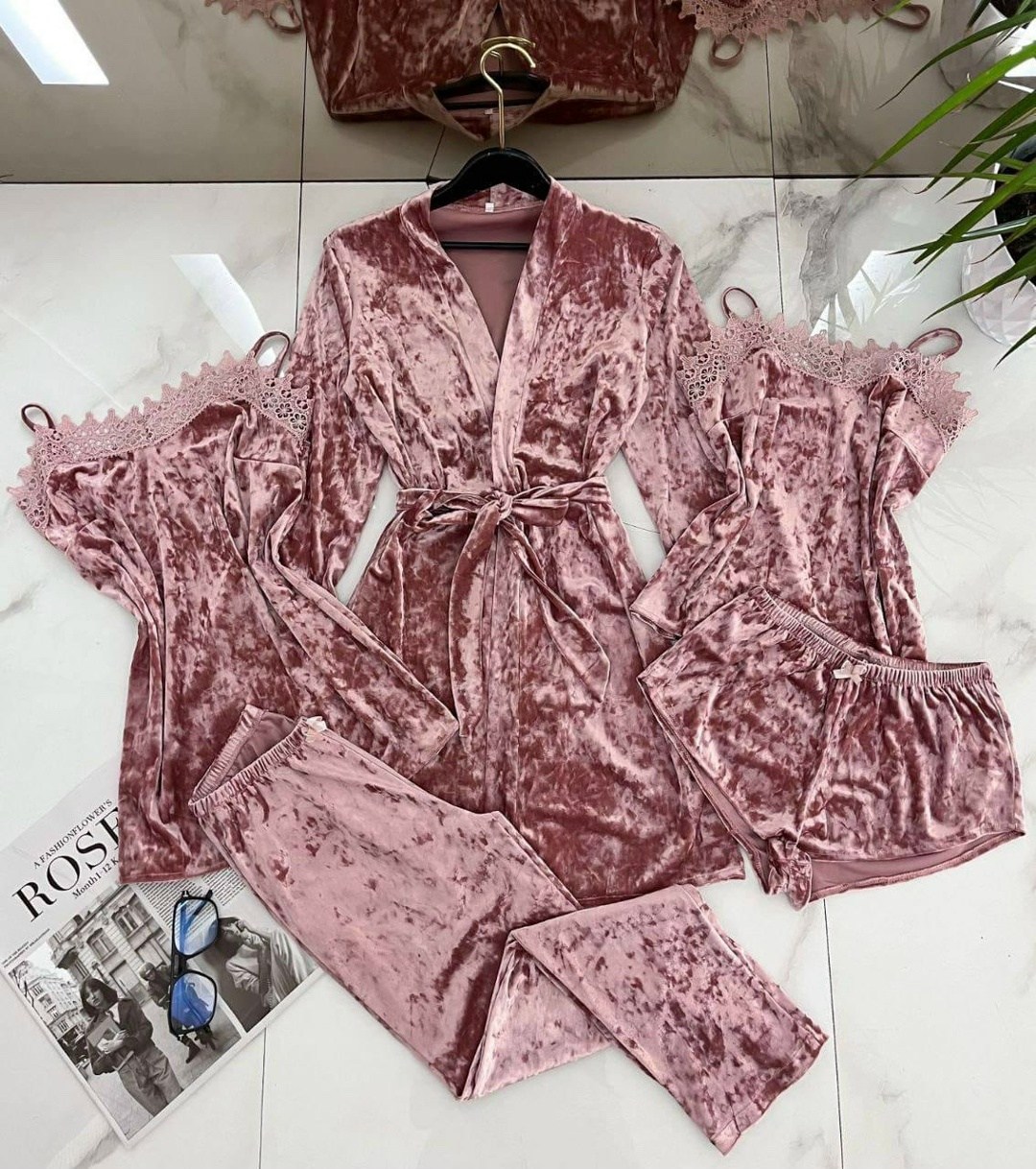 комплект пижамный тройка велюр,женские пижамы из бархата,пижама бархат,пижама велюр,комплект пижам 5 в 1
