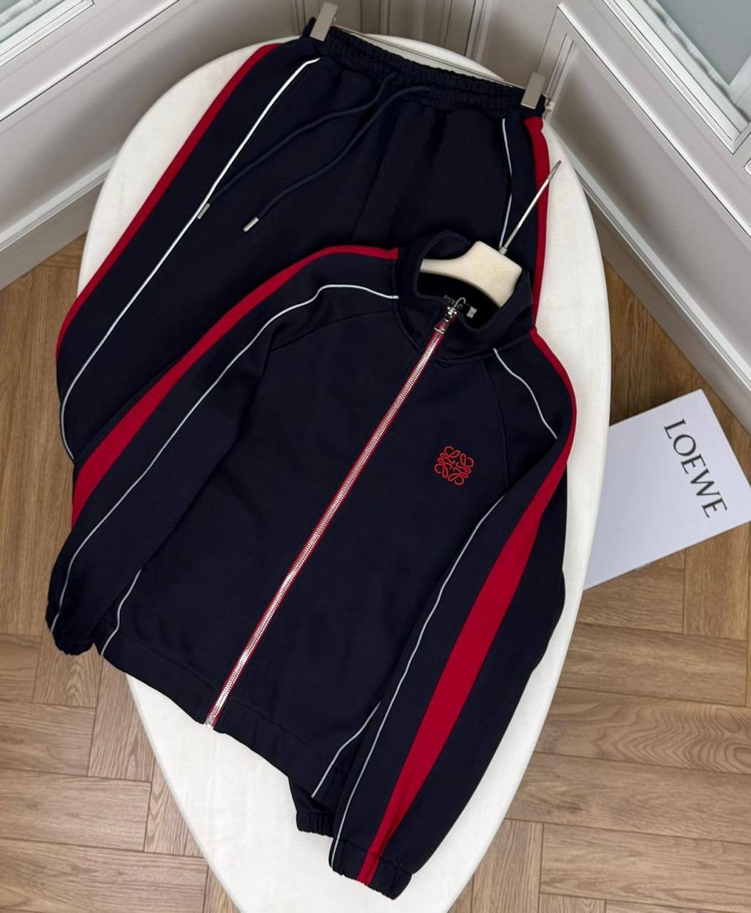 спортивный костюм женский,спортивный костюм,спортивный костюм женский с лампасами,стильный спортивный костюм,спортивный костюм style