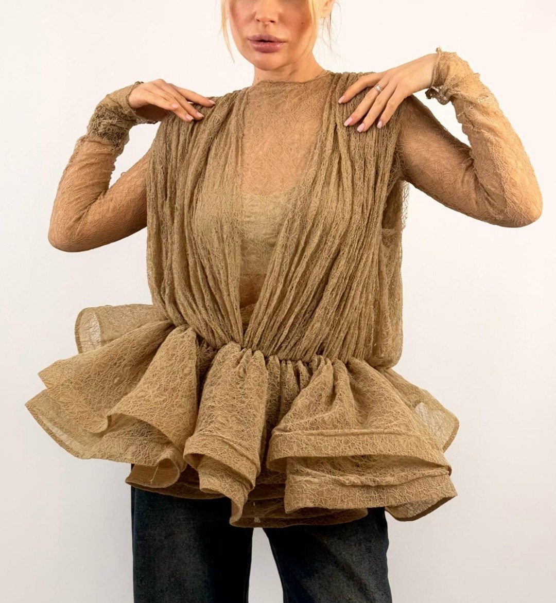 кардиган бежевый,блузка с оборками,бохо стиль,джемпер,кардиган накидка