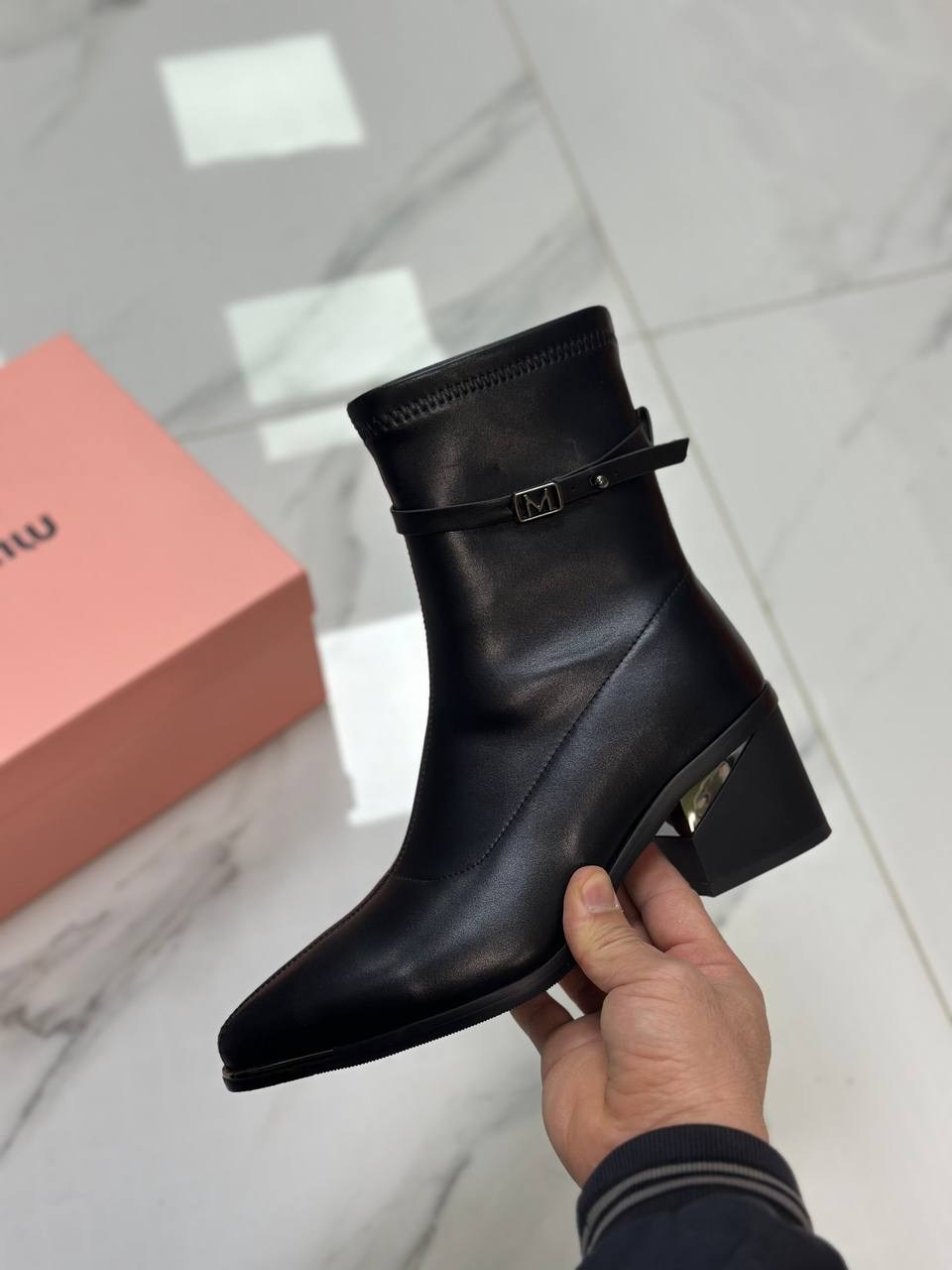 ,ботильоны женские,замшевые ботильоны,ботильоны модные,женские ботильоны с острым носком