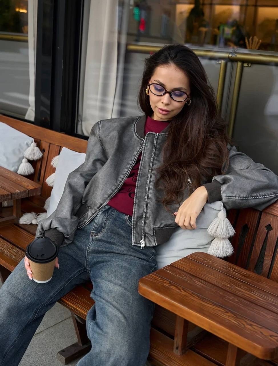 кожаная куртка,модные джинсы,куртка женская