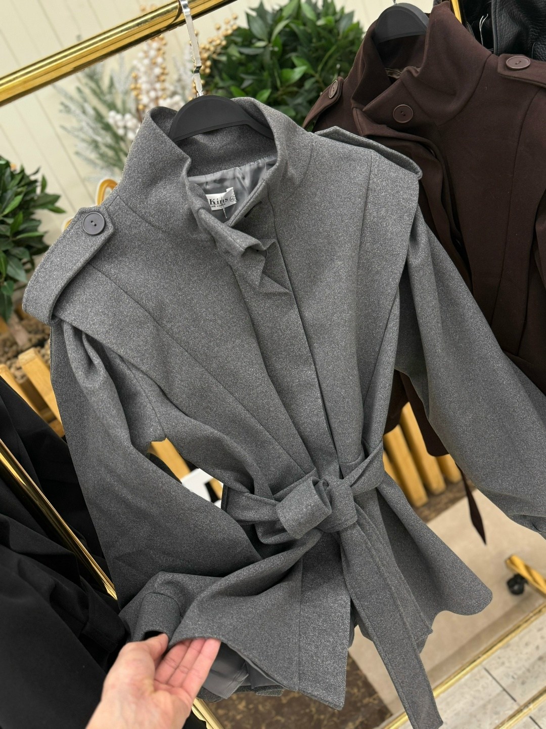 пиджак оверсайз с поясом коричневый a.e.m.,пиджак оверсайз,пиджак оверсайз с объемными рукавами gn sister collection,пиджак женский оверсайз,пиджак оверсайз с завязками