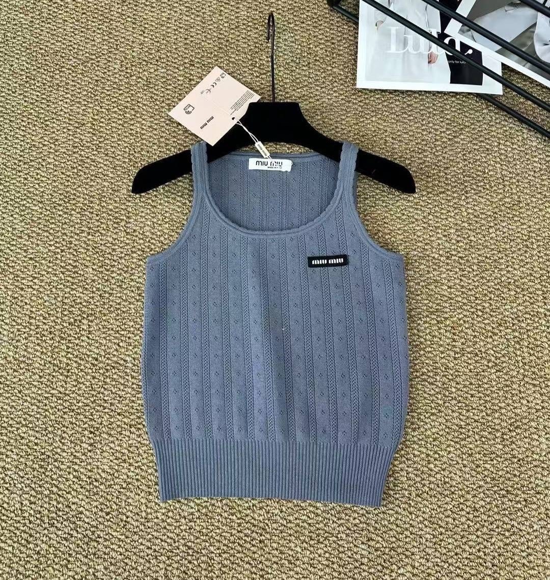 вязаные топы,майка женская,трикотажный топ,женские топы,топы спицами