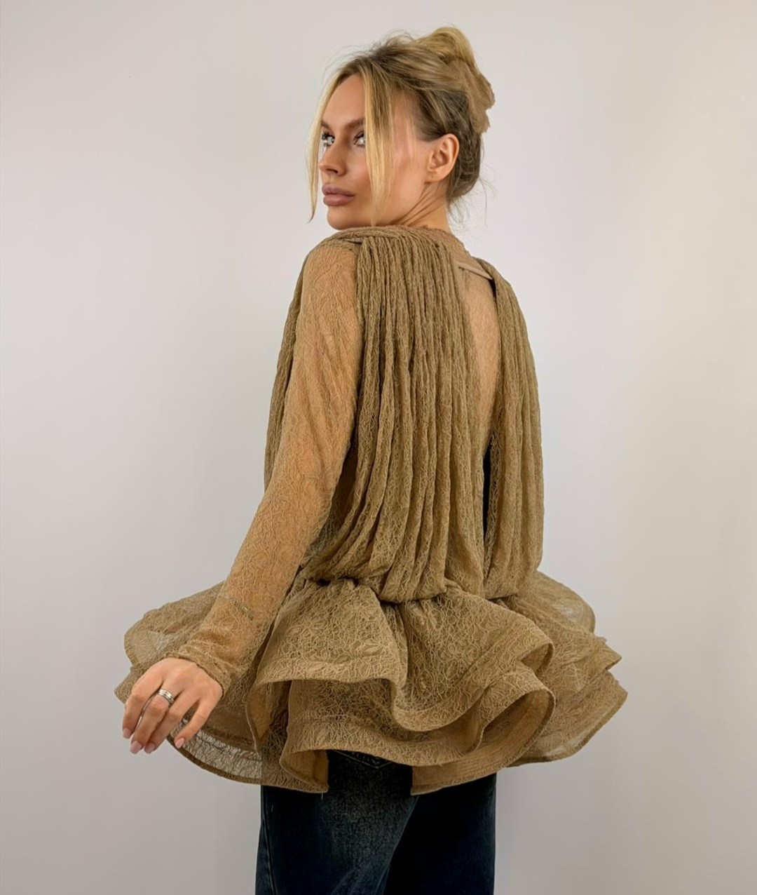 кардиган бежевый,блузка с оборками,бохо стиль,джемпер,кардиган накидка