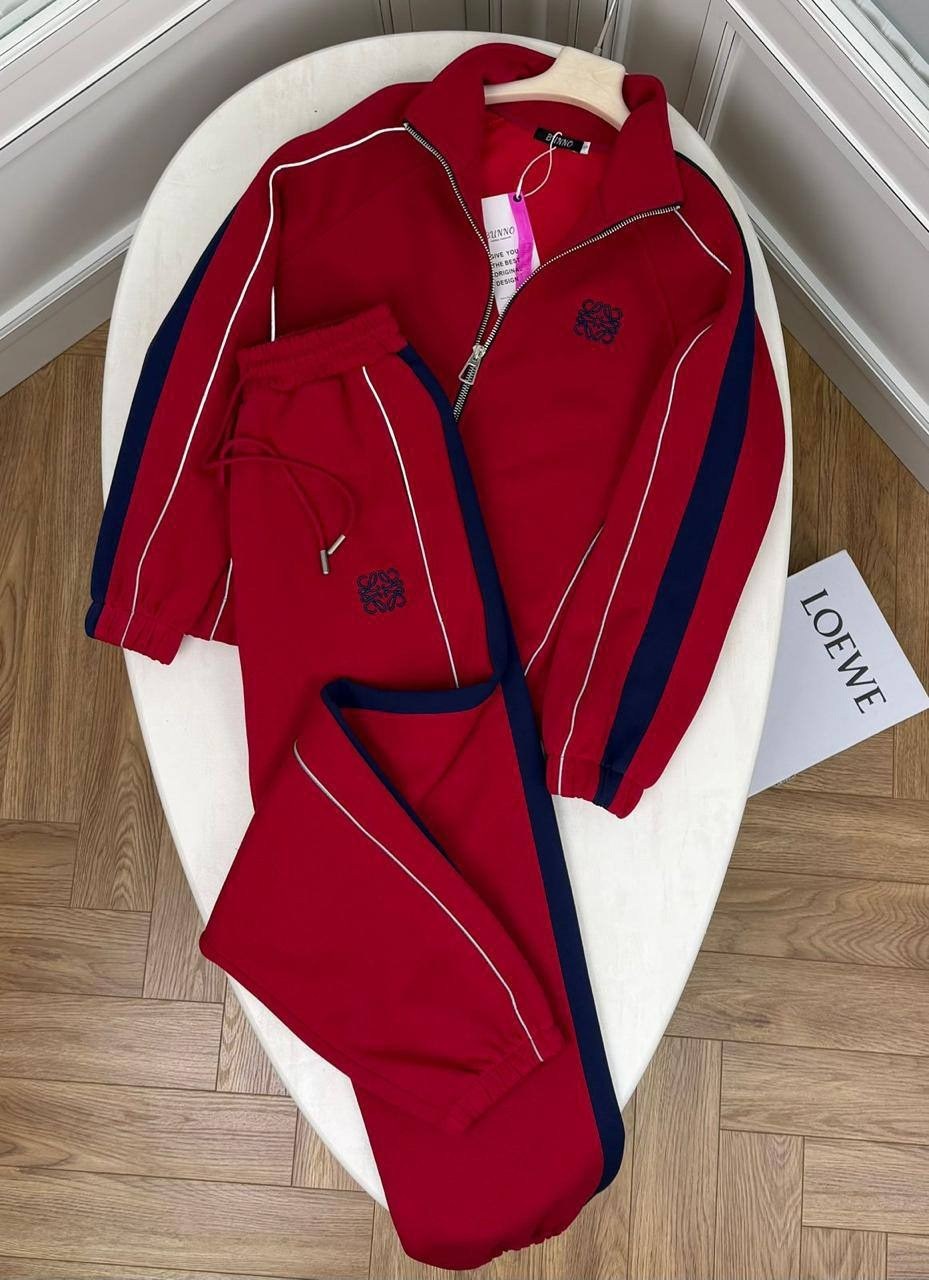 спортивный костюм женский,спортивный костюм,красный костюм спортивный,спортивный костюм miu miu женский,стильный спортивный костюм