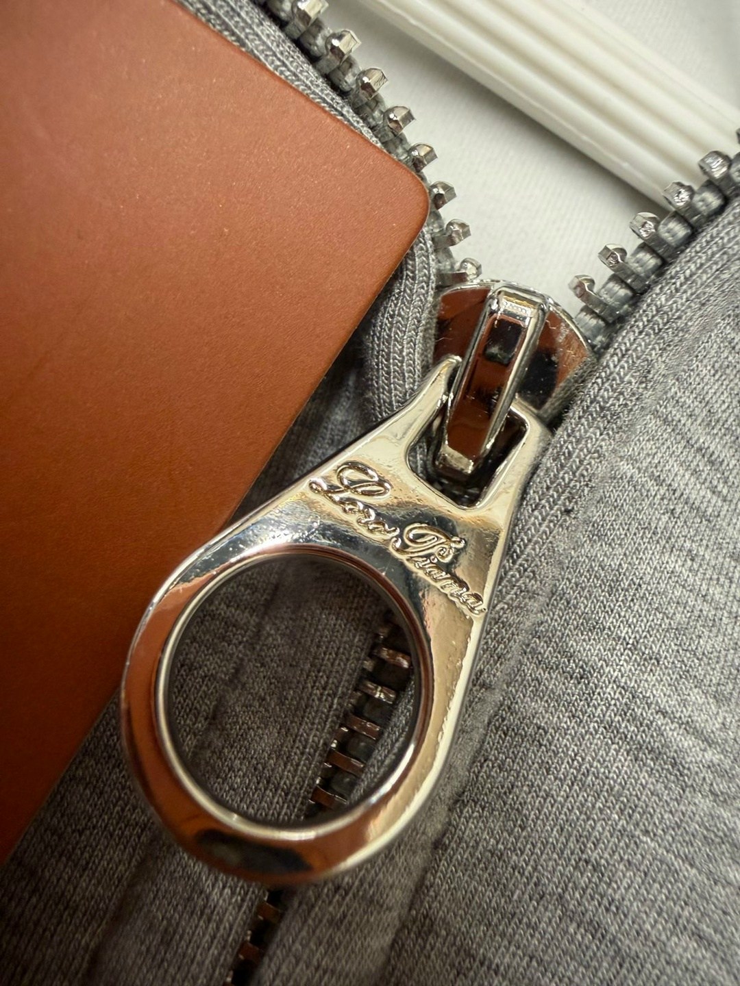 кашемировый костюм loro piana pl-42172,костюм спортивный,костюм спортивный gucci,спортивный костюм brunello cucinelli,трикотажные костюмы