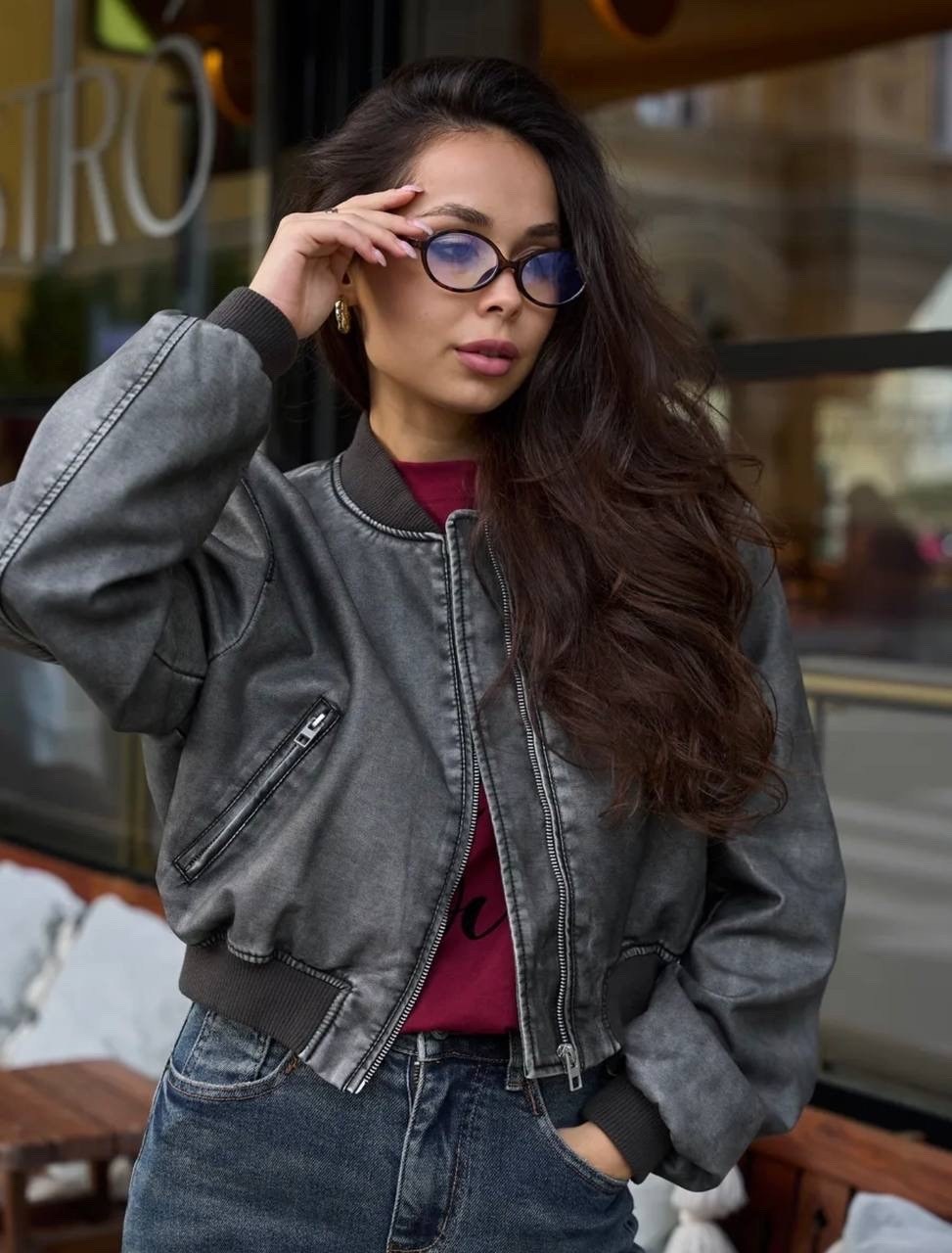 кожаная куртка,модные джинсы,куртка женская