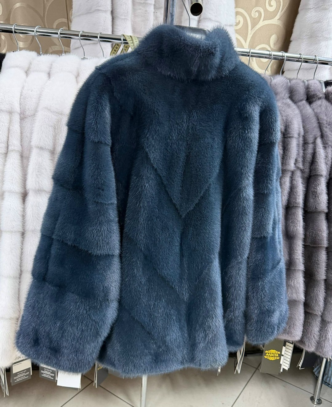 норковая шуба,короткая норковая шуба,норковая шуба автоледи графит,автоледи норка графит,норковая шуба автоледи