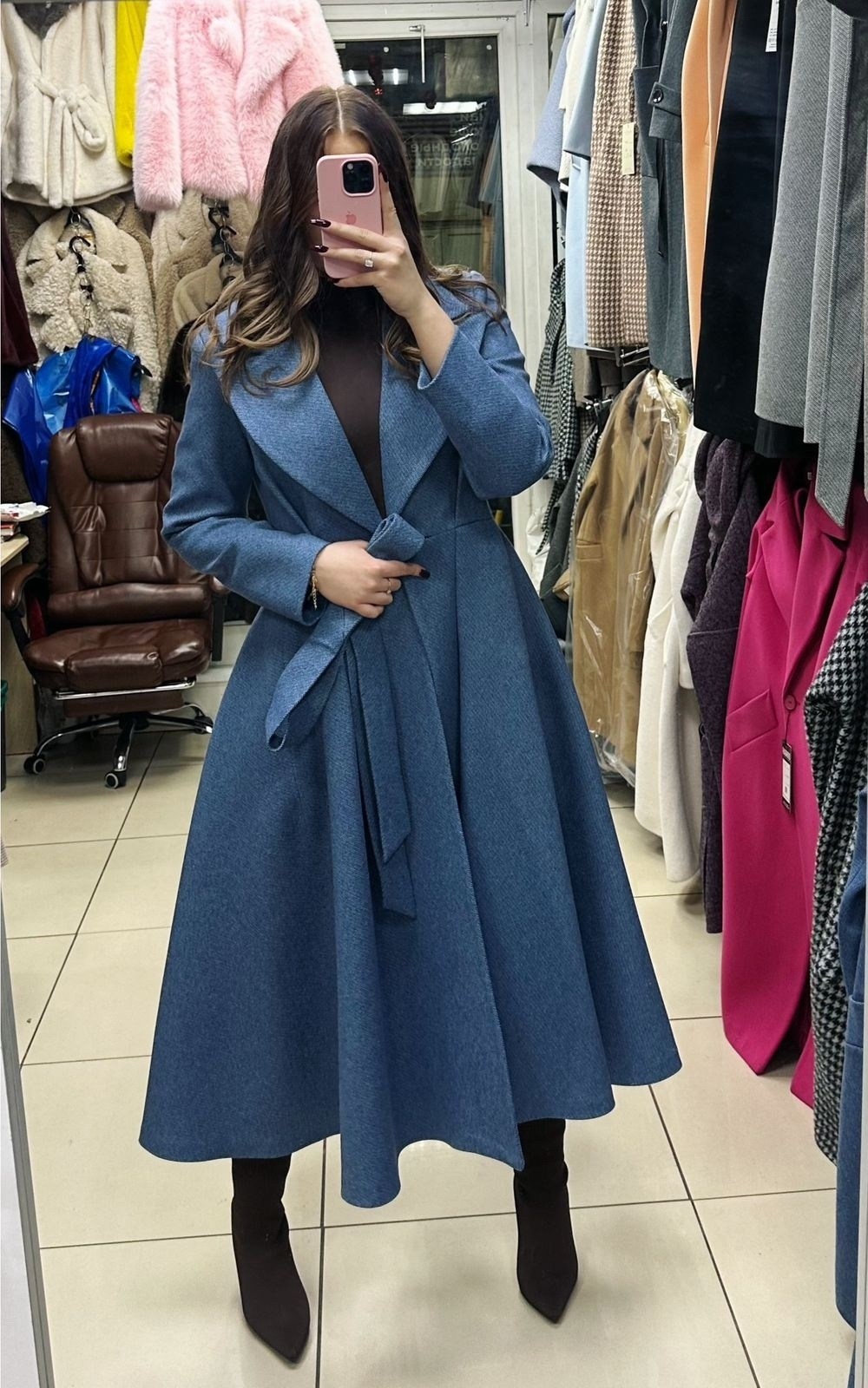 пальто классическое,стильное пальто,приталенное пальто,пальто с юбкой,пальто-платье с капюшоном