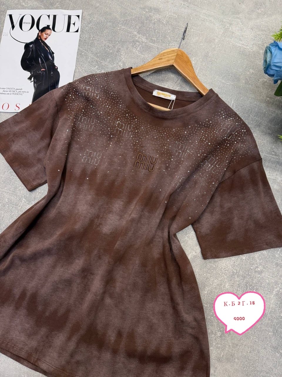 женская футболка,футболка,стильная футболка,футболка со стразами