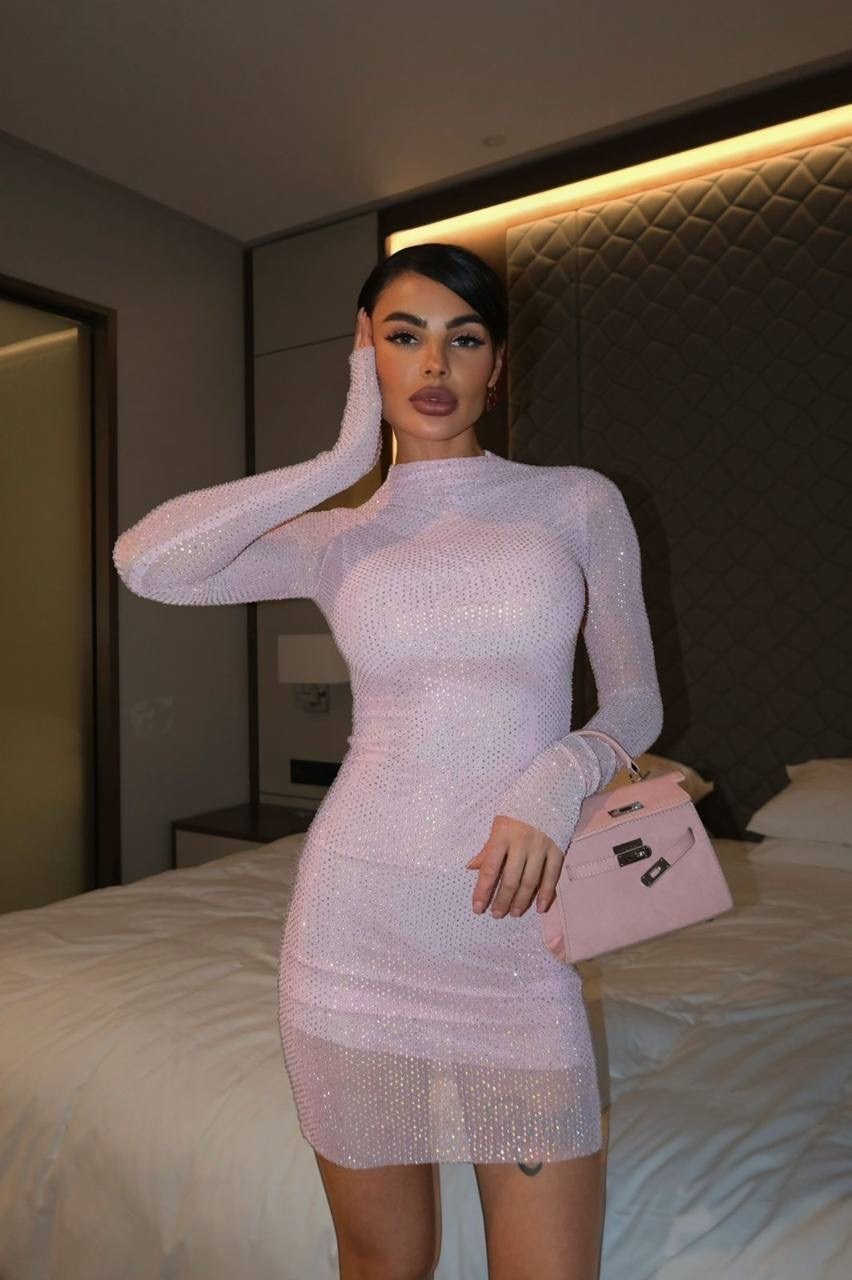 девушка,трикотажные костюмы,трикотажное платье,платье стильное,платье женское