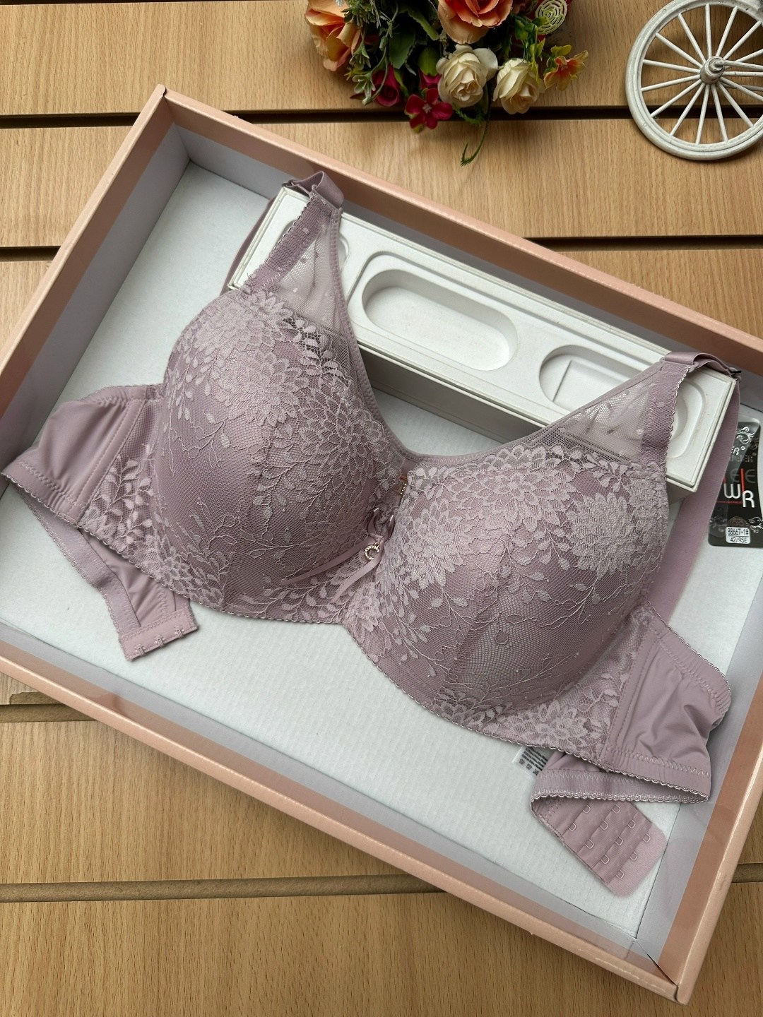 женский бюстгальтер,бюстгальтер,нижнее белье бюстгальтер,женское бельё бюстгальтеры,бюстгальтер комплект