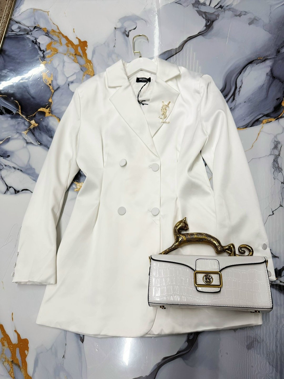 женский костюм,пиджак женский,пиджак,женский двубортный пиджак,двубортные пиджаки