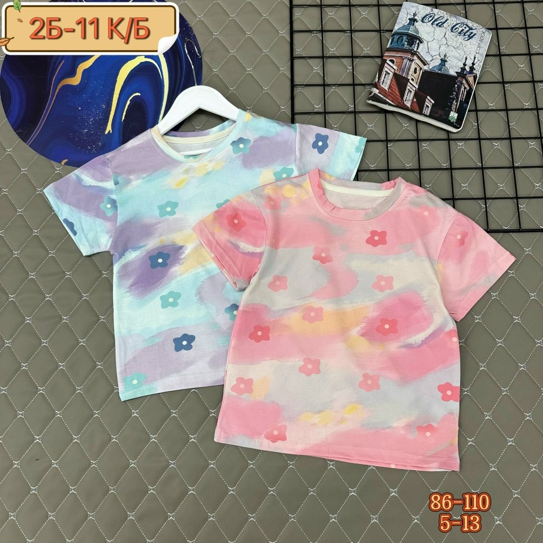 ребенок,детей,девочка в яркой футболке,одежда для малыша,детской одежды