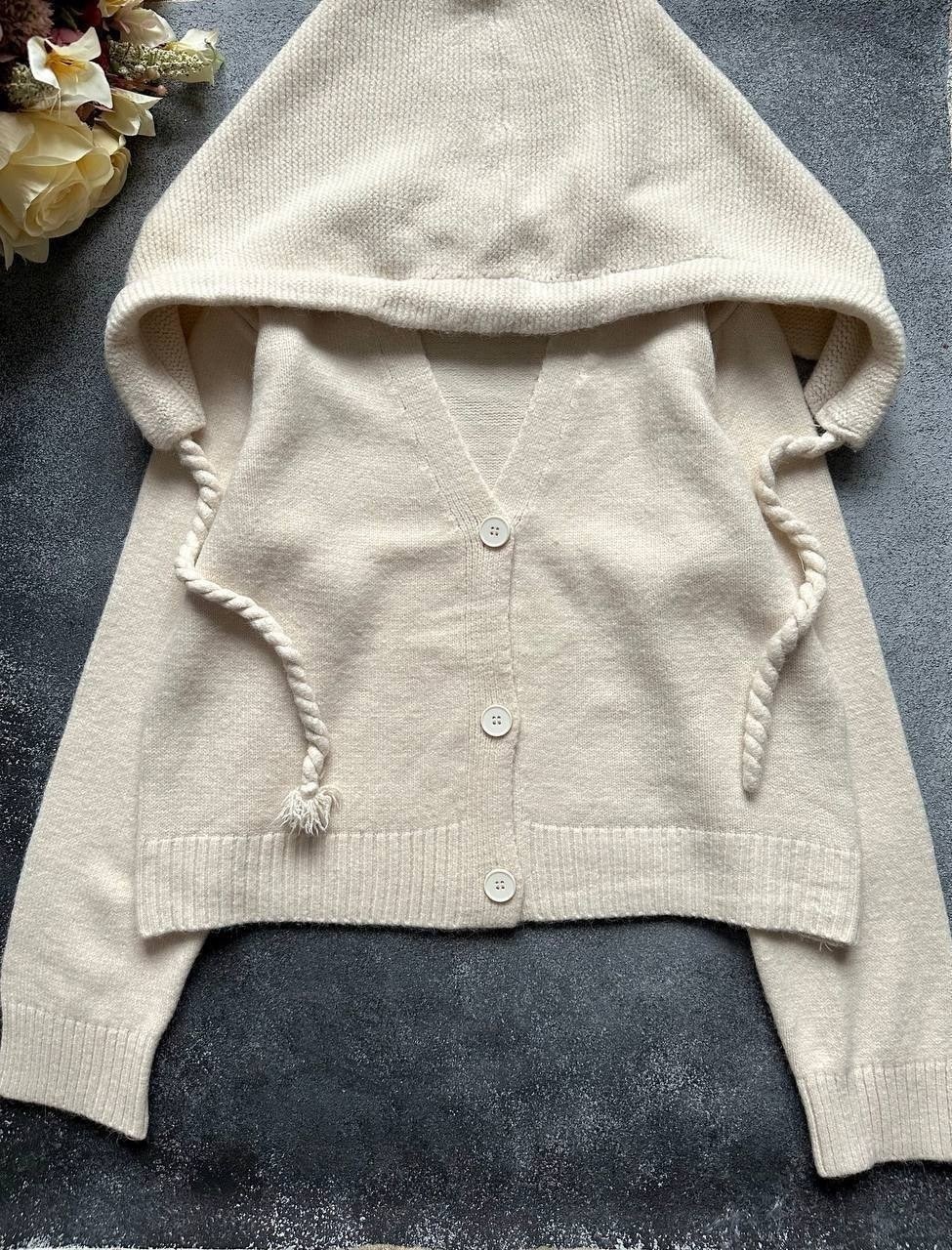 вязаные кардиганы,теплая кофта,кофта женская,вязаный кардиган с капюшоном,женский вязаный кардиган с капюшоном