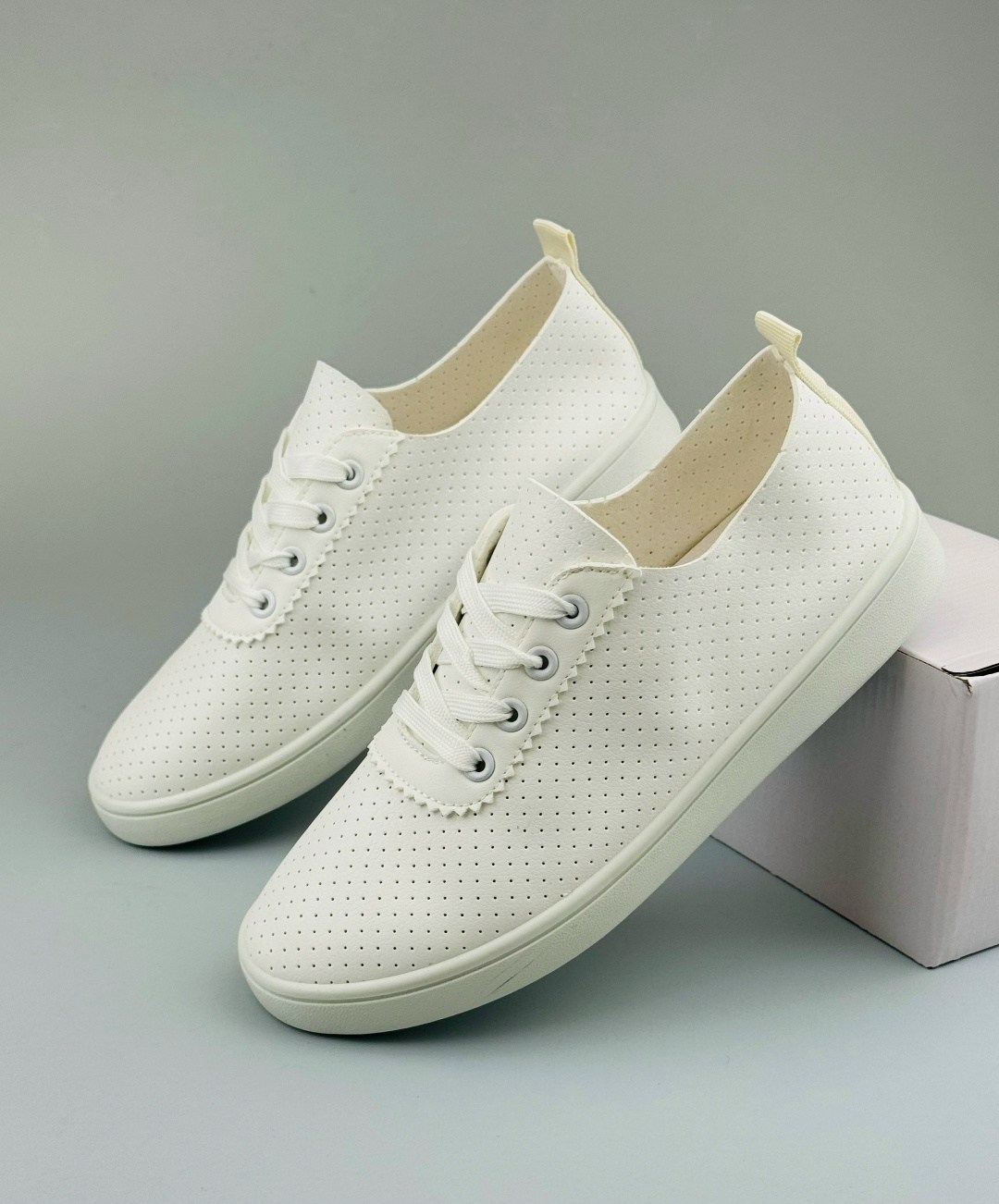 кеды саламандер женские с перфорацией,женские кеды,кеды женски,кроссовки женские с перфорацией,кеды с перфорацией