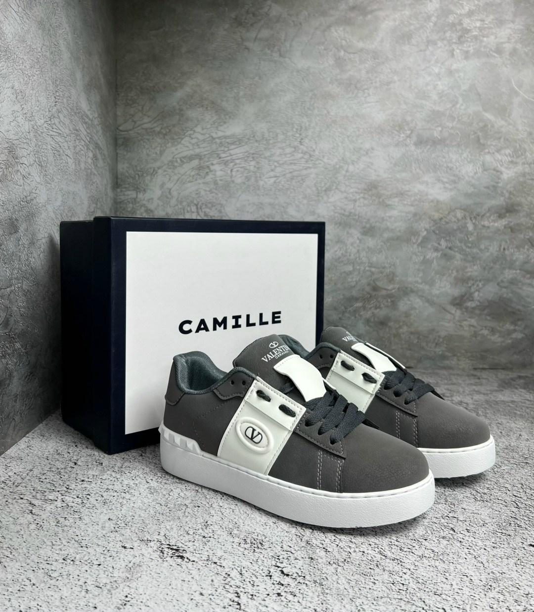 ,кроссовки женскиe, женская,кроссовки модные,кроссовки