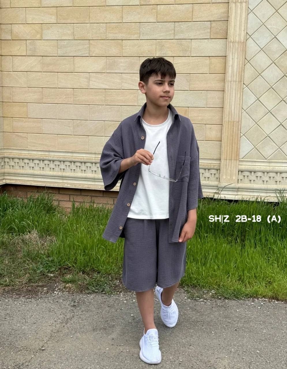 летний костюм из муслина для мальчика,детские костюмы для мальчиков,костюм для мальчика,летний костюм на мальчика,18 летний мальчик в белой рубашки