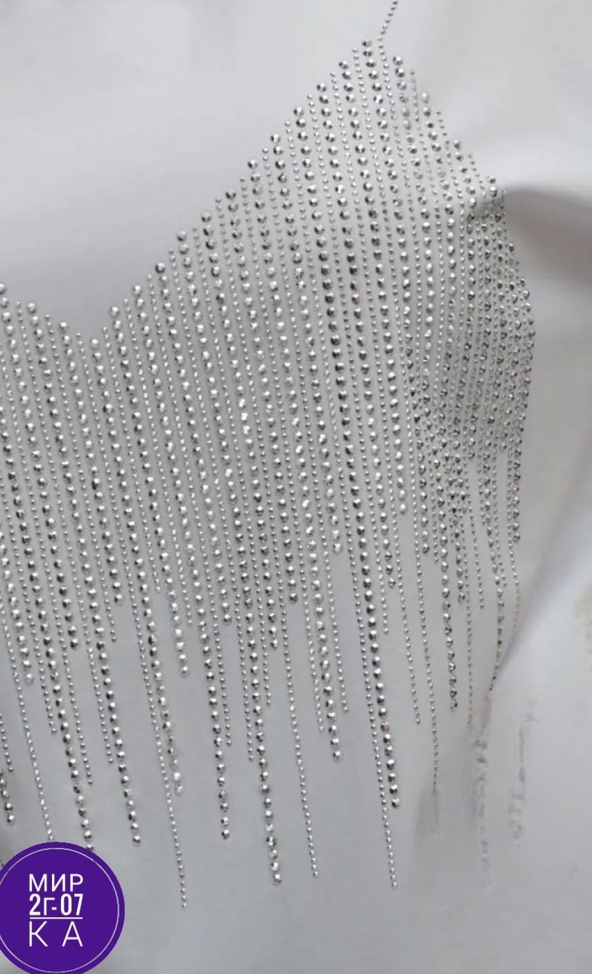 футболка женская оверсайз со стразами,белая футболка со стразами оверсайз,футболка оверсайз со стразами,футболка со стразами на стиле oversize,футболка оверсайз со стразами nebo 888