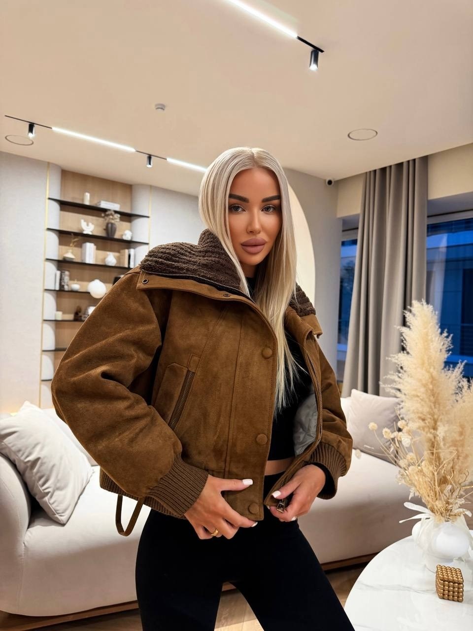 куртка замшевая,женская куртка,модная женская куртка,куртка,куртка короткая