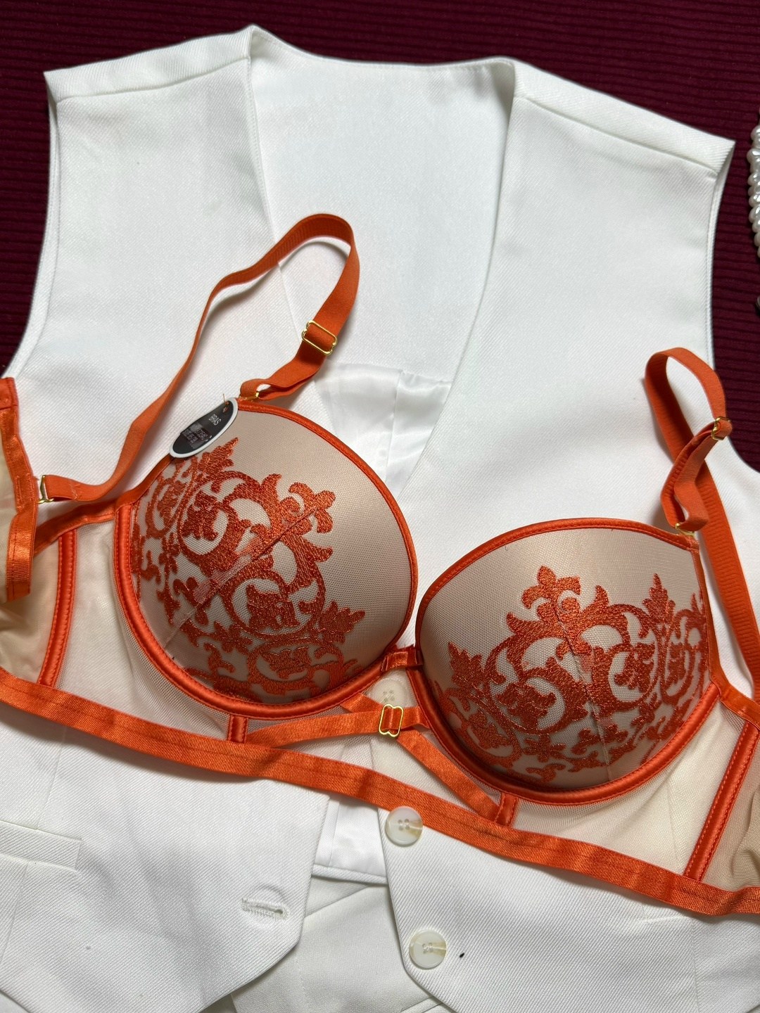 комплекты нижнего белья,бюстгальтер женские,бюстгальтер,белье женское,бюстгальтер комплект