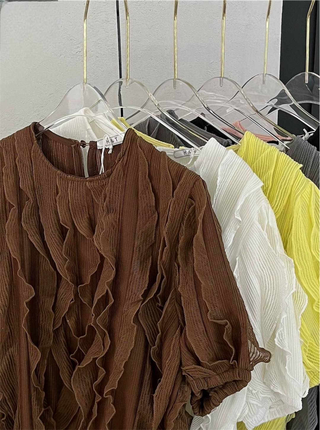 плиссированная блузка,женская шифоновая блузка с оборками,блузка с оборками,шифоновая блузка,блузка с плиссированными рукавами