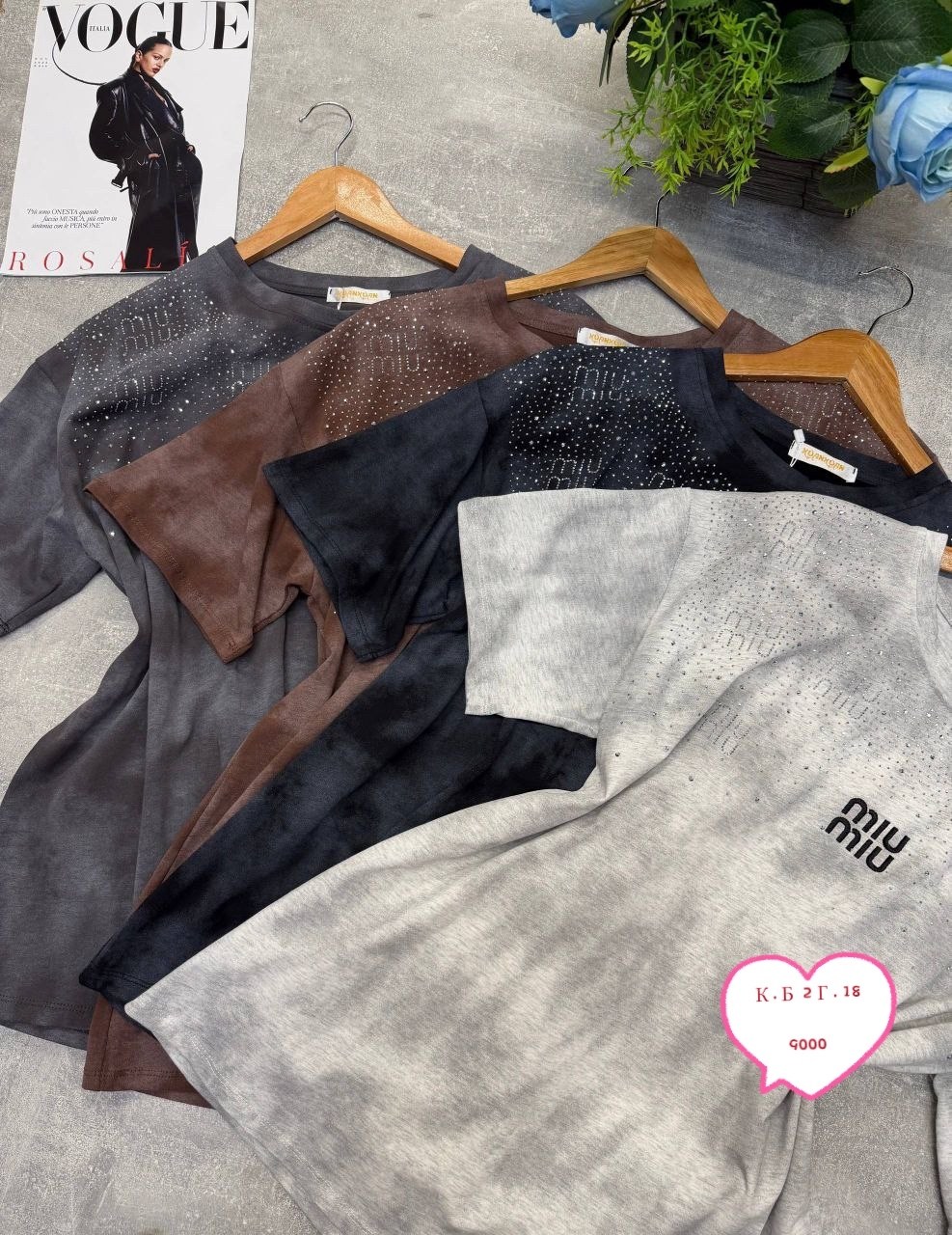 женская футболка,футболка,стильная футболка,футболка со стразами