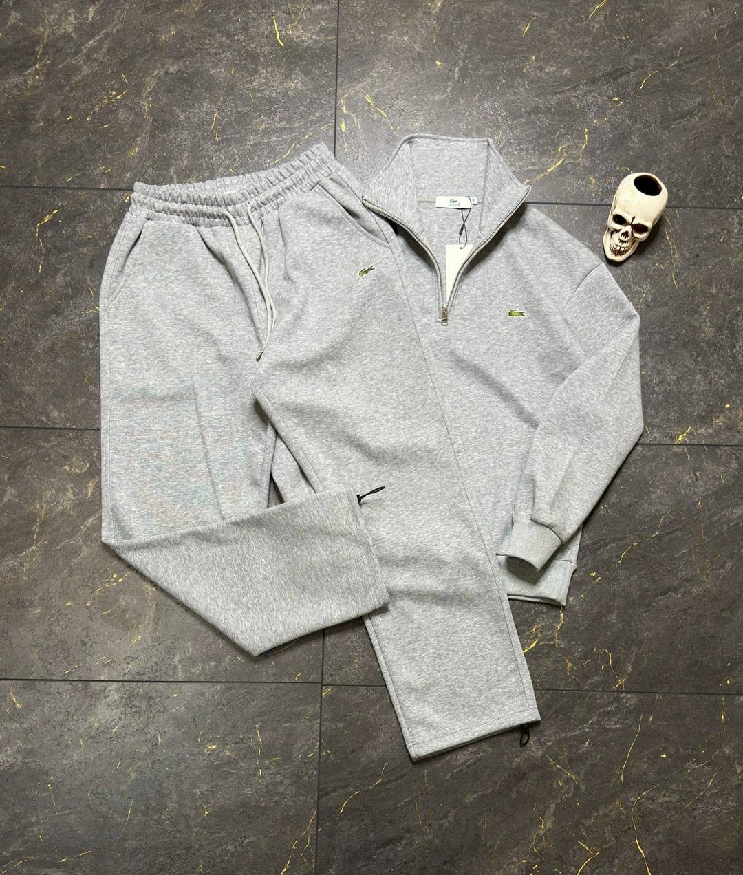 спортивные штаны лакост,спортивный костюм lacoste,мужские спортивные брюки lacoste,мужские спортивные костюмы,мужская мода