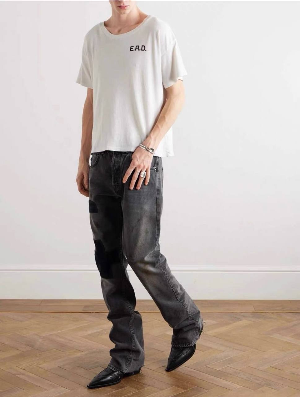 джинсовые брюки,мужские джинсы,джинсы с нашивками,джинсы штаны,джинсы для мужчин