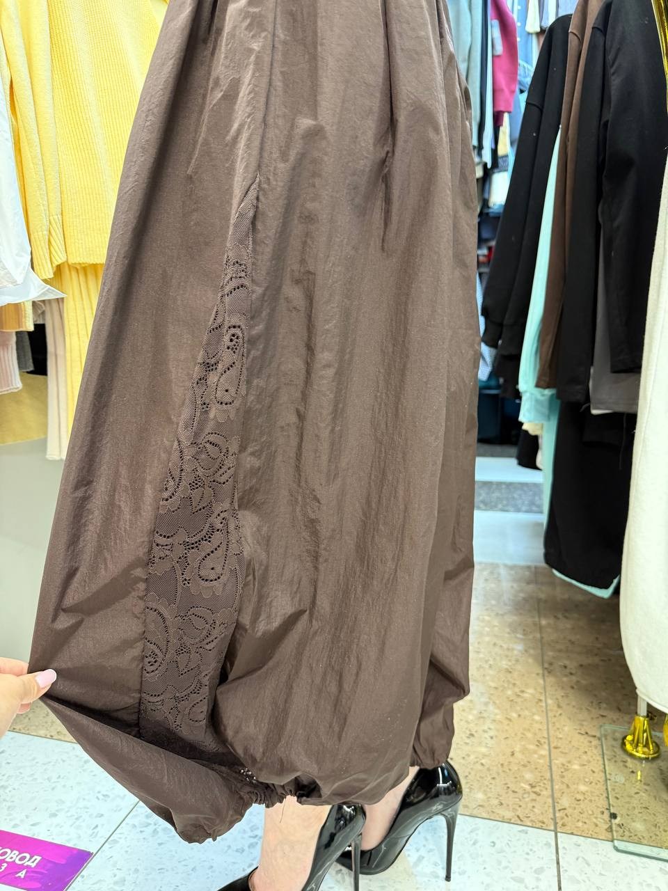 брюки широкие,брюки с широкими штанинами,модные брюки,женские брюки с широкими штанинами,свободные брюки